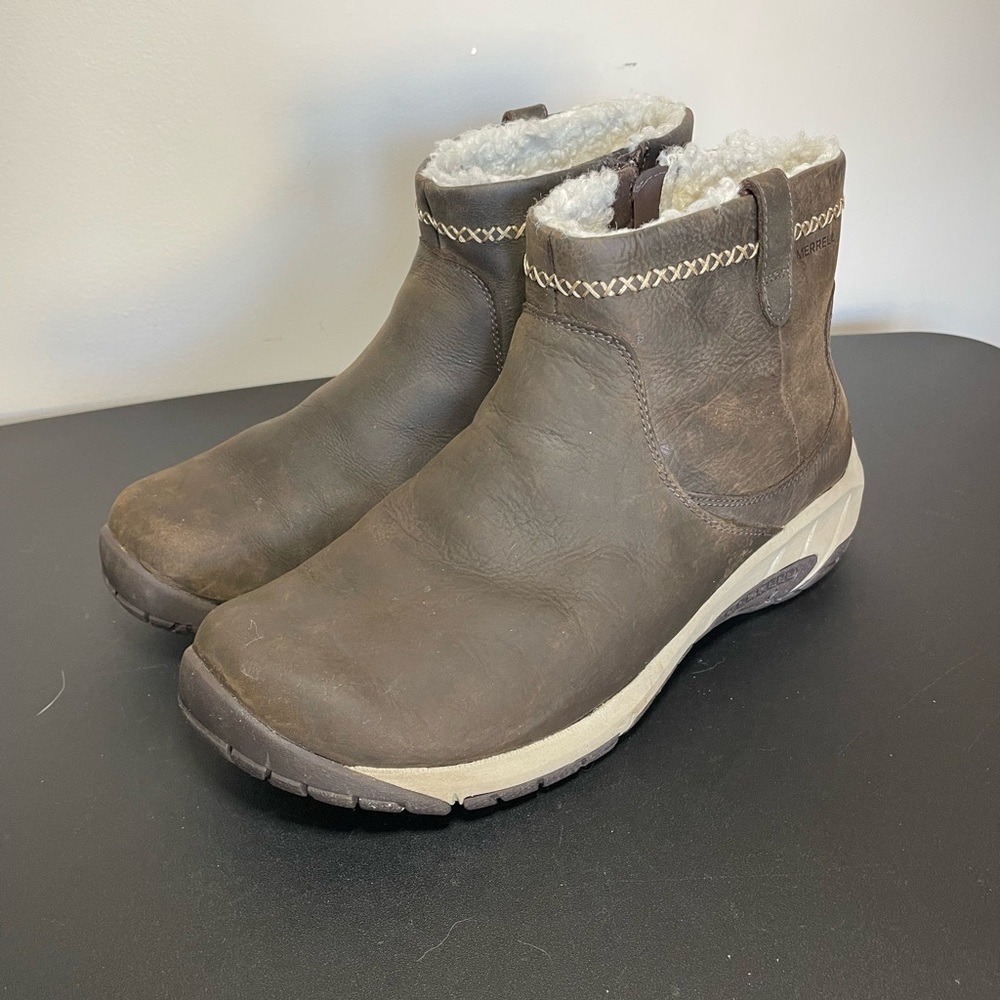 Merrell Women’s Encore 4 Bluff Zip Polar Waterproof Shearling-Lined  Boots